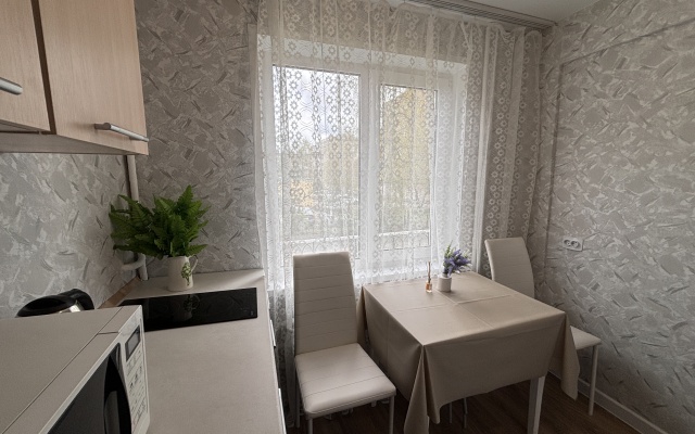 Квартира 2-х комнатная удобная по расположению в центре города