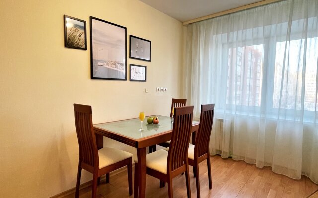 Aviatorov 14 Apartments