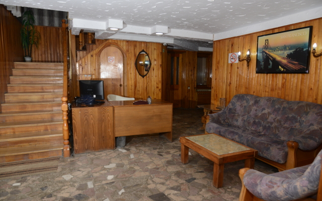 Shin Hotel
