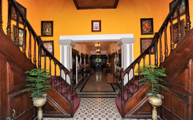Отель WelcomHeritage Taragarh Palace