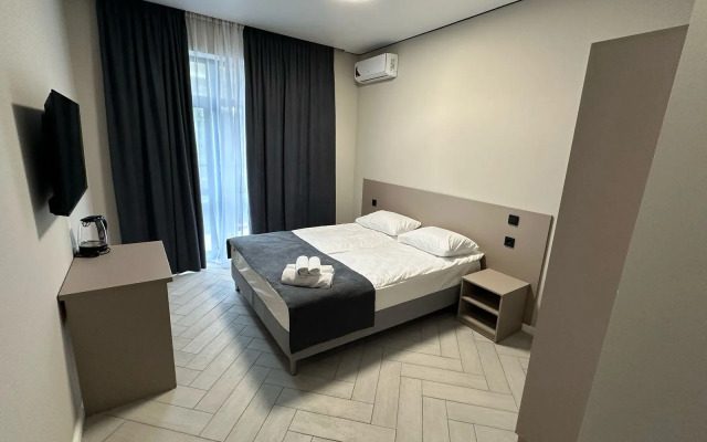 Hotel Aurora Inn Gagra