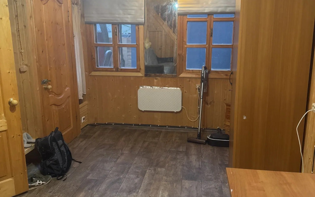 V Lesu S Baney I Kupelyyu Private house