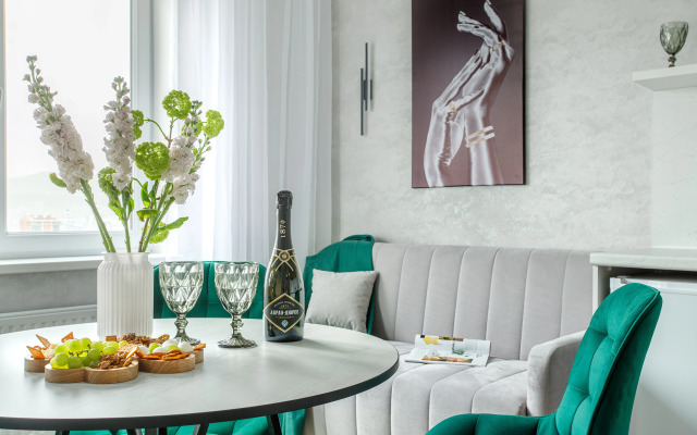 Vitrazhi goroda Apartments