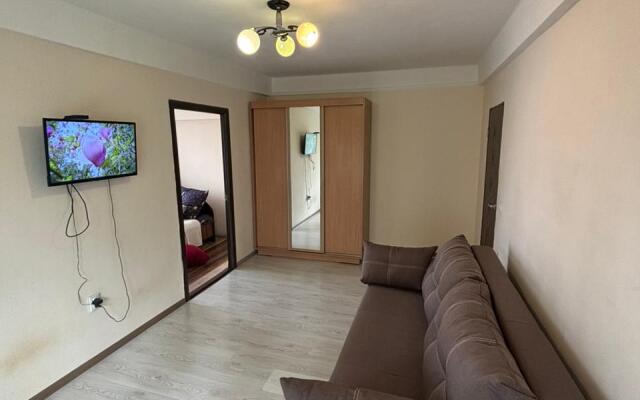 3kh Komnatnaya Kvartira Flat