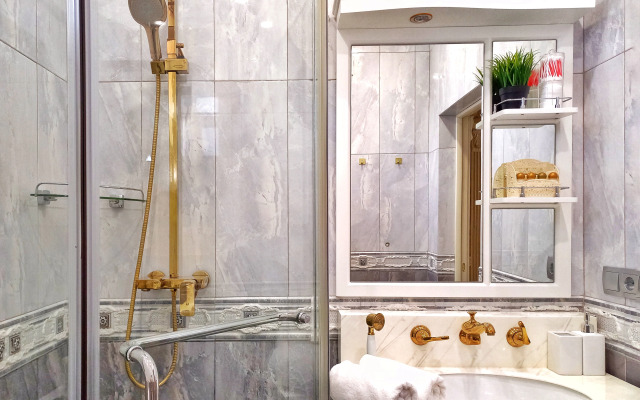 Квартира большая уютная возле источника