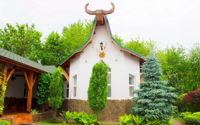 Okhotnichiy Club