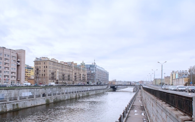 Apartment Obvodny 55