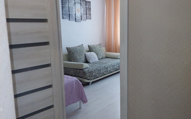 Na Tkacheva 28 Apartments