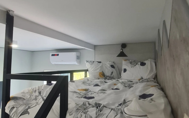 Panomara S Vidom Na Most I More Flat