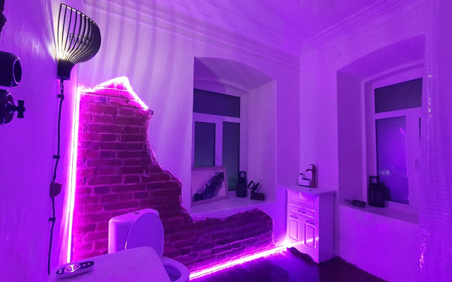 V starinnom osobnyake Revolyutsioner Ikonnikov Flat