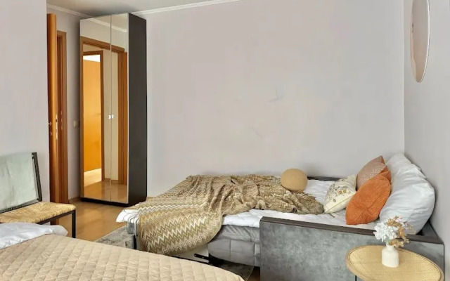 Svetlaya V Istoricheskom Tsentre Moskvy Flat