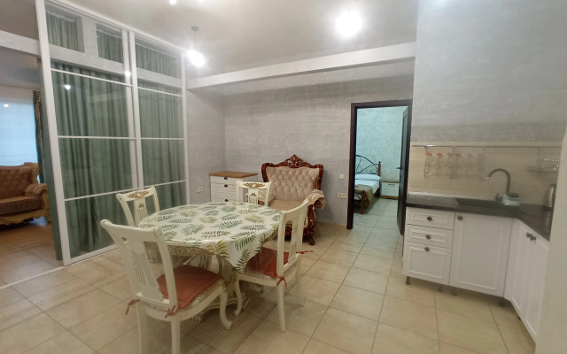 Trekhkomnatnye Lyuks 3 1 Apartments