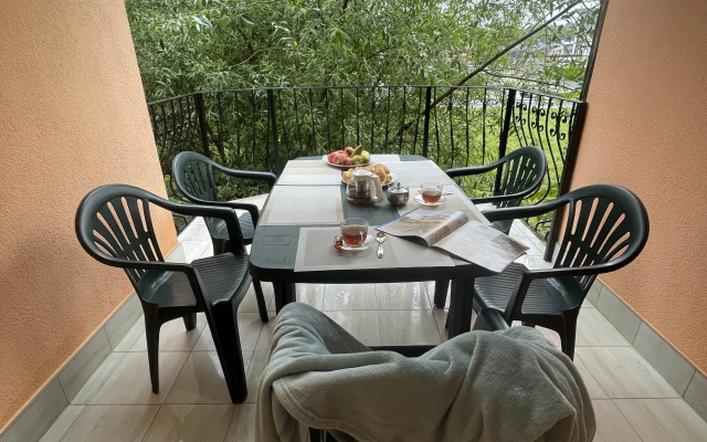 Taunkhaus V Samom Tsentre Goroda Private House