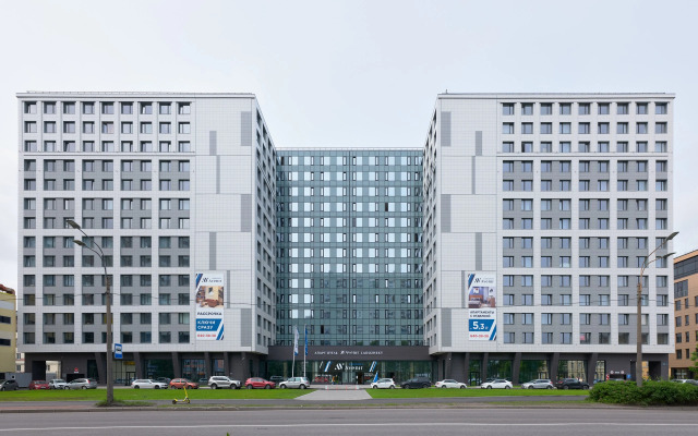 Ladozhskiy Apartments