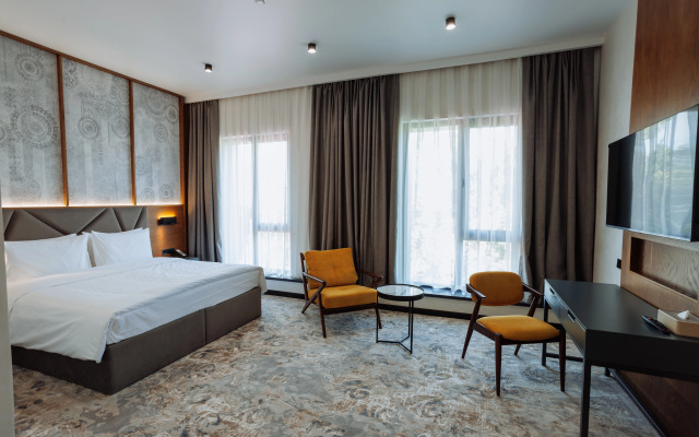 Aurum Garden Hotel