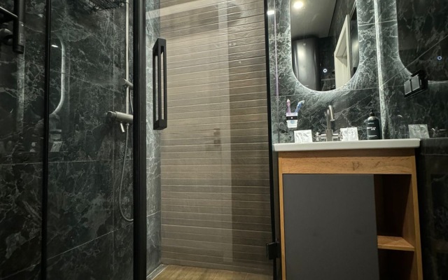 Апартаменты Platinum Aparts (Аллея Парк)