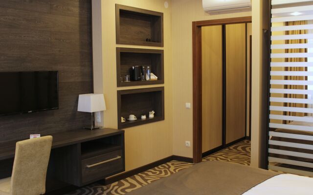 MG Hotel