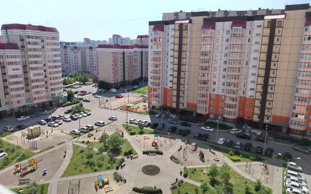1 Komnatnaya Na Karaulnoy 82 Flat