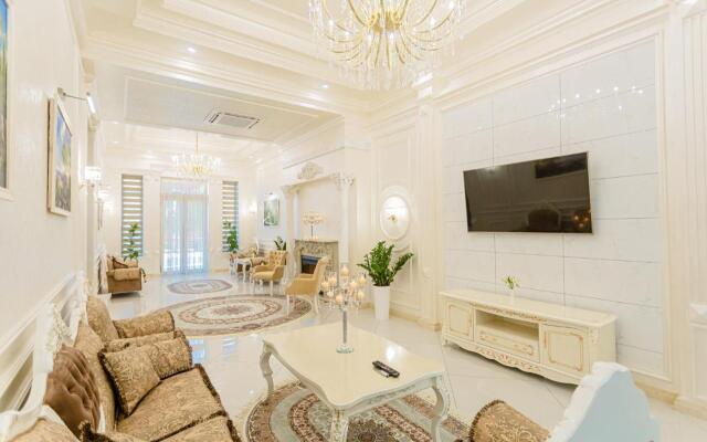 Royal Samarkand Hotel