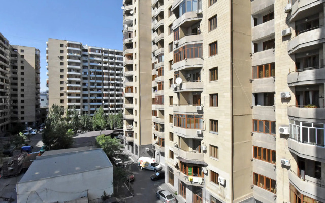 3-K v Novostroyke, Ulitsa Argishti, Gl933 Flat