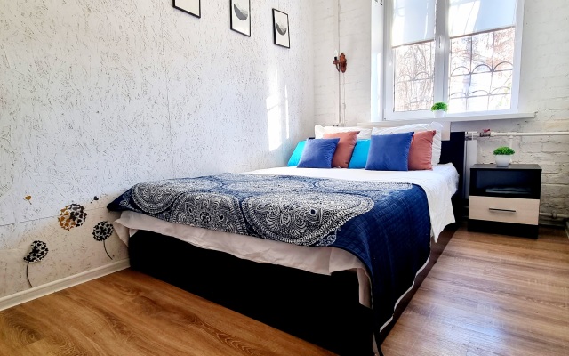 Tts Lazurny Studiya Flat