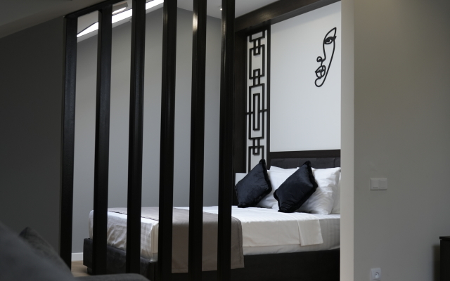 Hotel Ser In Hotel