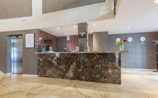 Hotel Royal Inn