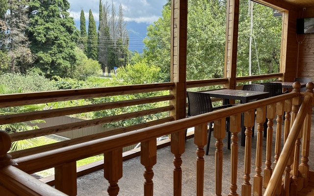 Leres Guest house