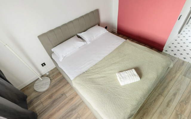 Ryadom s Arbatom i Megoy Flat
