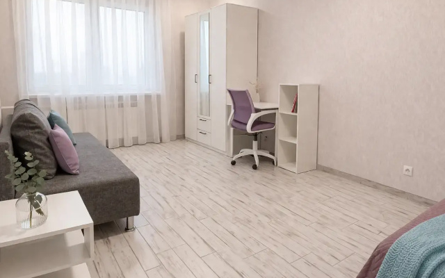 Kvartira Vas Zdut na Tavlinskoj Nabereznoj