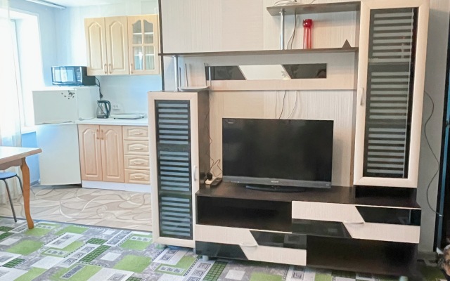 Квартира На 50 Лет Октября 15/6