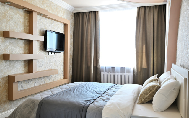 Квартира 2 комнатная в центре рядом с театром Камала