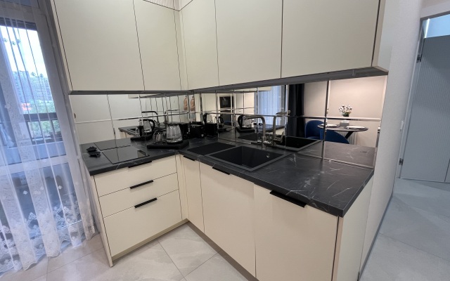 Апартаменты на Аделя Кутуя 100