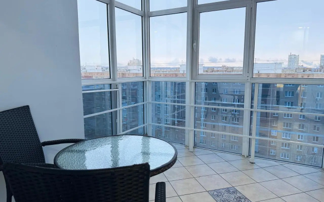 Apartamenty Avrora Rozy Lyuksemburg 49. 2 spalni