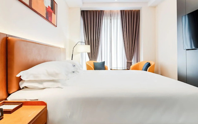 Bamus Sarovar Portico Hotel