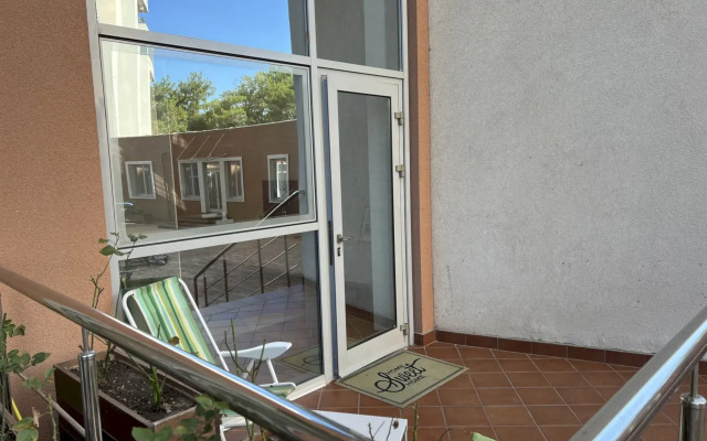 Апартаменты 311 Однокомнатные Крымская 3/4