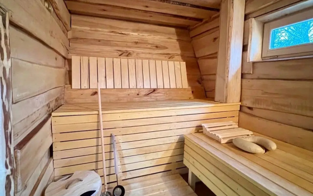 Chkalov Dacha Glamping