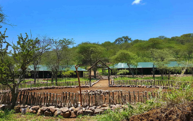 Ole Serai Luxury Camp Hotel