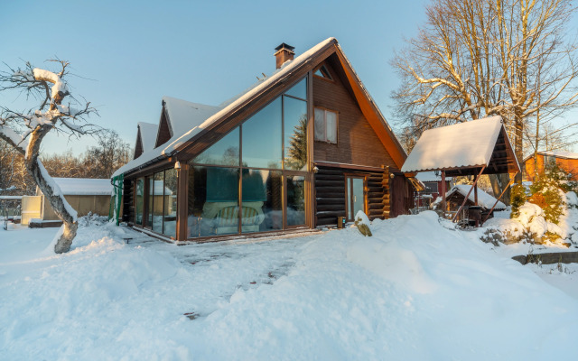 V Ostovkakh - 134 Metra Guest House
