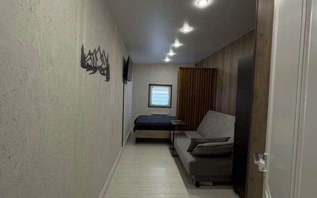 Частный дом с видом на лес и горы