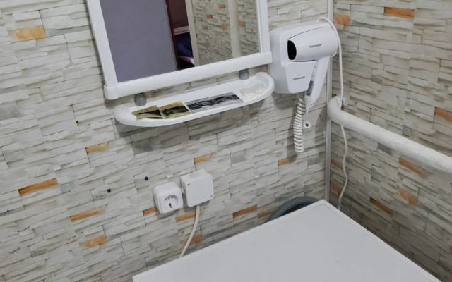 Квартира на Космонавтов 35 кв 44