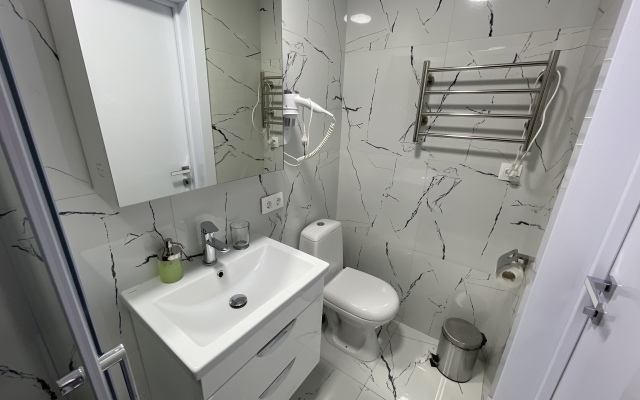 Ryadom s parkom Riviera Apartments