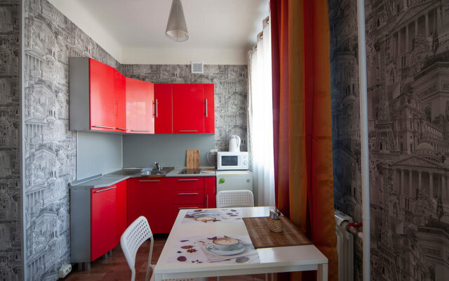 Studiya S Dzhakuzi Na Lenina 155 Apartments