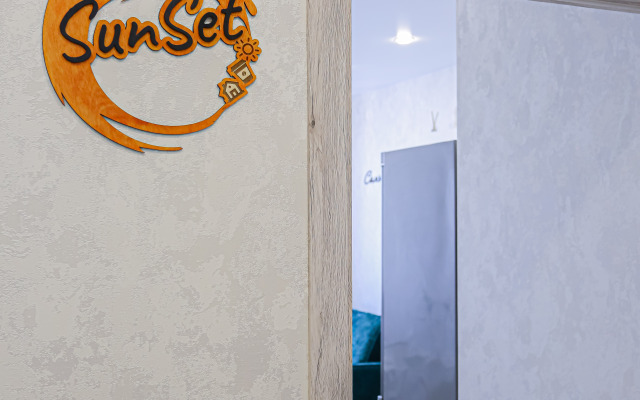 Апартаменты SunSet Академика Чазова