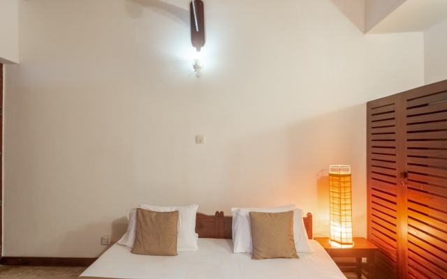 Yoho Ivory Inn Guest house