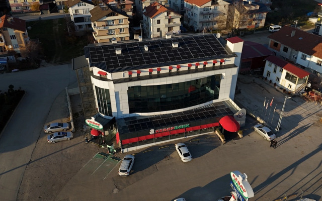 Отель Ren Business