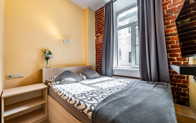 Homelike Apartments