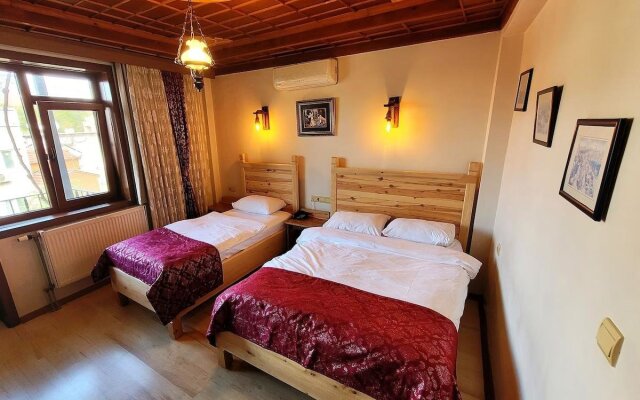 Saruhan Hotel