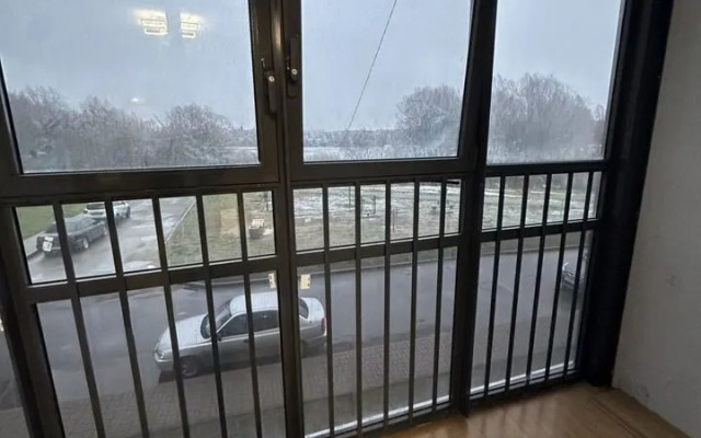 Na Kolmovskoy Naberezhnoy 71a Flat