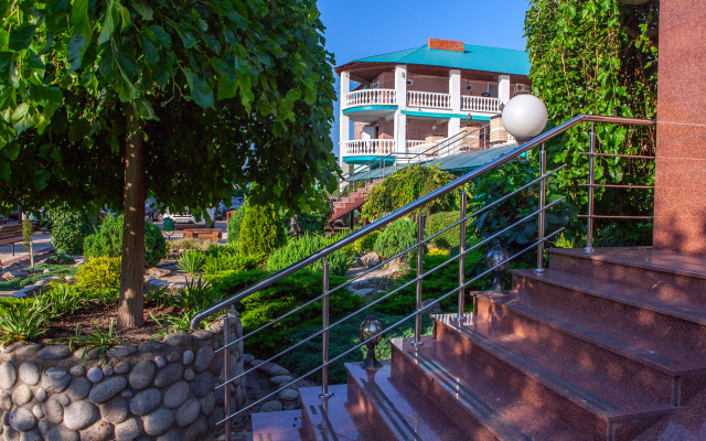 Novinka Hotel